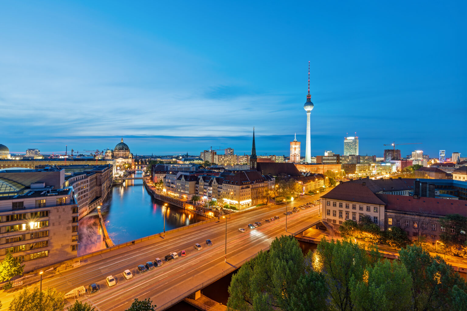 the-skyline-of-berlin-at-dusk-2025-03-09-10-48-28-utc